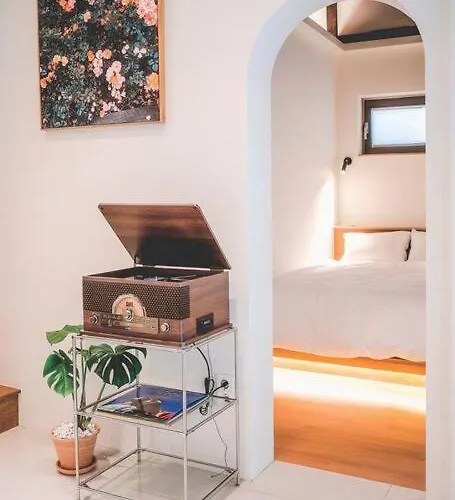 Jongno Haru - Modern Private Hanok For Only One Group *
