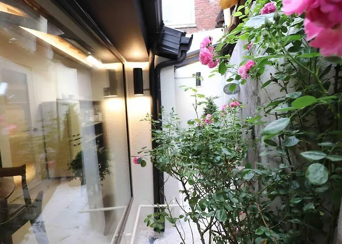 Jongno Haru - Modern Private Hanok For Only One Group * Seul